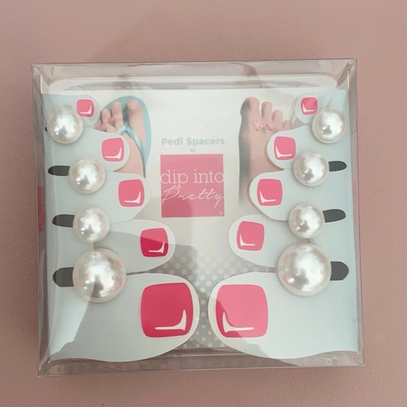 [Dip into Pretty] Pearl Pedi Spacers - Picture 2 of 7